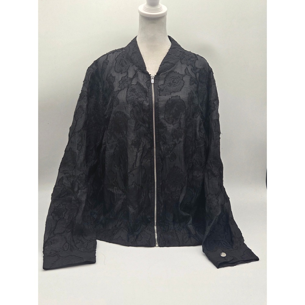 Torrid Size 1 Black Floral Textured Zip Front Jacket NWT 101-919